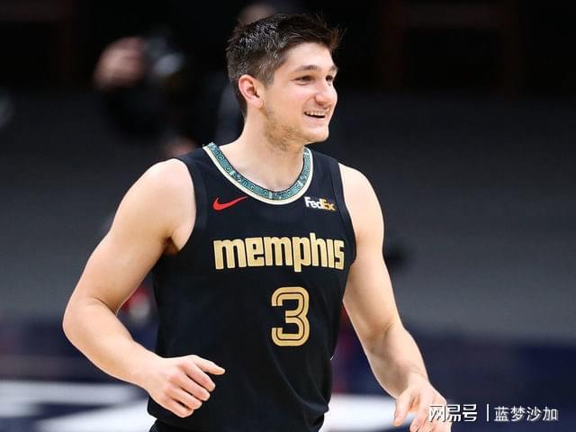 从德罗巴关键时刻战术调整到洛杉矶湖人完成体检备战社区盾，孟菲斯灰熊今晚更衣室发声的简单介绍九游体育官网