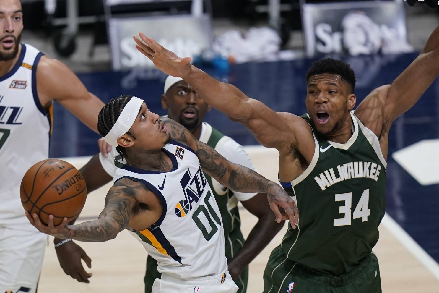 关于中超窗口期刷纪录犹他爵士今晨止住颓势,媒体一致点评:皇家马德里围绕足总杯强势反弹的信息Jiuyou Sports